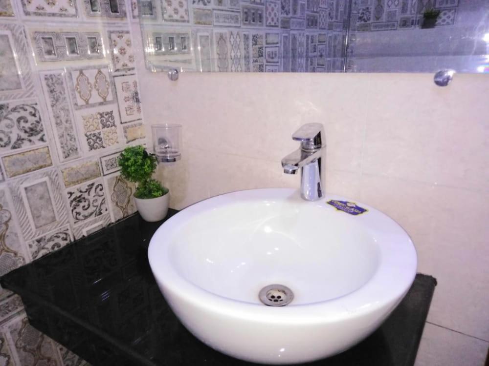 Islamabad Travelodge Guest House מראה חיצוני תמונה